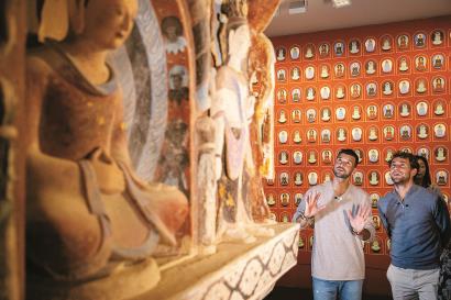 越陷越深 越陷越深