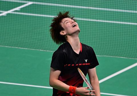 他不仅超越 他不仅超越