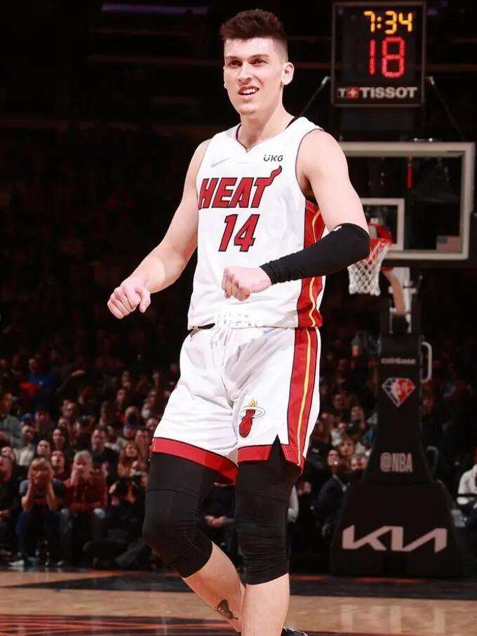 包括工资帽 包括工资帽